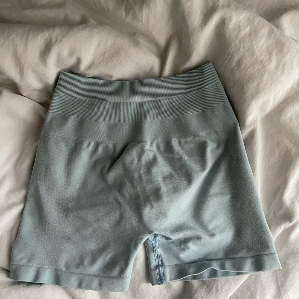 Alphalete amplify short article blue